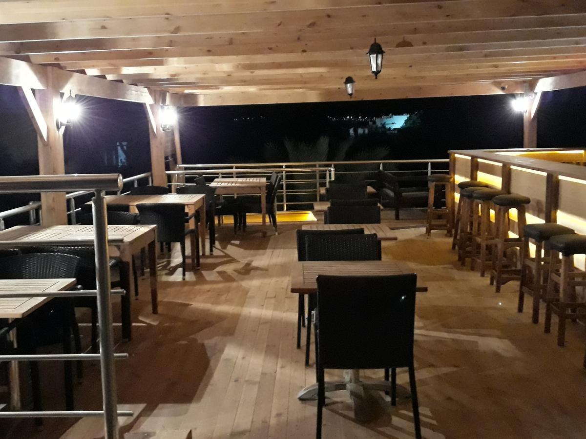 Mini Star Hotel Bitez Eksteriør billede
