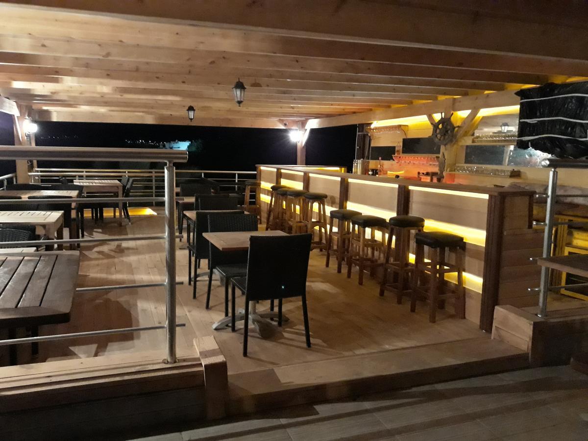 Mini Star Hotel Bitez Eksteriør billede