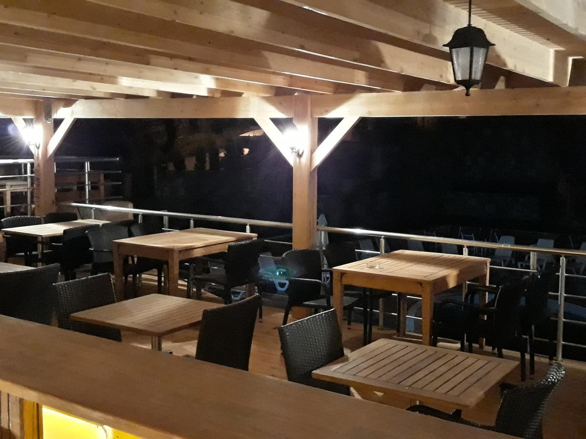 Mini Star Hotel Bitez Eksteriør billede